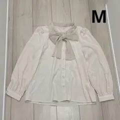 ア*ン様 着1 美品　リボンパフスリーブブラウス　Mサイズ