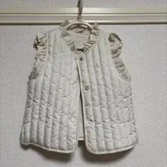baby GAP フリル付き　ベスト 110cm