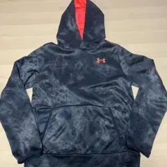 Under Armour フード付きパーカー　140