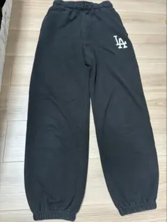 LAロゴ スウェットパンツ ブラック