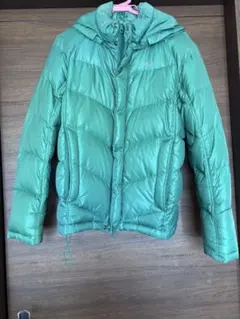 フェールラーベンFJALLRAVEN 襟ファーダウンジャケット グリーン B29 