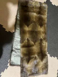 美品ラクーンショール