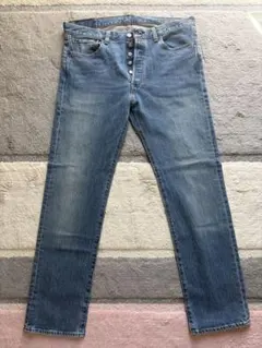 Levi's ボタンフライ デニムパンツ　501 33インチ リーバイス