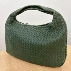 《希少！》 BOTTEGA VENETA イントレチャート ワンショルダーバッグ