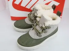 美品 NIKE WMNS WOODSIDE CHUKKA 2 チャッカ