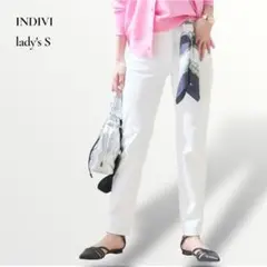 INDIVIインディヴィ／スリムストレート ホワイトデニムパンツ 36のサムネイル