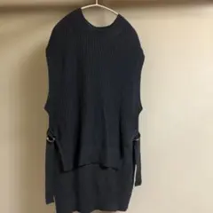 ダークネイビー （グレーに近い）ニットベスト サイドリング付き