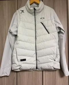 Oakley ホワイト ダウンジャケット