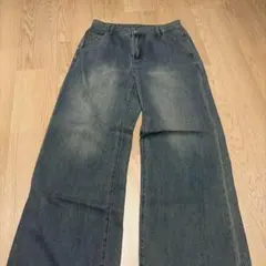 ワイドレッグ デニムパンツのサムネイル