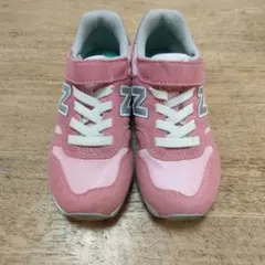 new balance 373 キッズサイズ