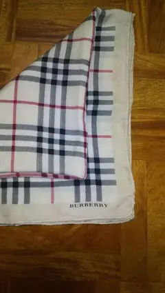 古い、バーバリーのハンカチ