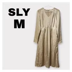 【美品】SLY ゴールド M ロングワンピース