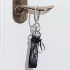 ダーリッチ　ロゴレザーキーホルダー　ノベルティ