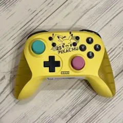 NintendoSwitch　コントローラー　HORI ピカチュウ