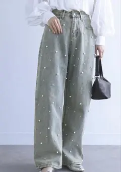 パール装飾付きストレートデニムパンツ