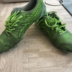 アシックスサッカースパイク値下げ可能