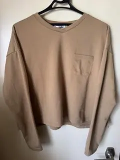 Emsexcite 長袖 カットソー ベージュ Mサイズのサムネイル