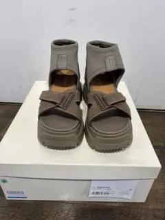 【新品未使用】Maison Margiela スキューバ定価¥132000 37のサムネイル