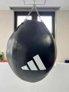 adidas ボディスナッチャー サンドバッグ　引き取り限定 adidas ボディスナッチャー サンドバッグ 引き取り限定 - メルカリ