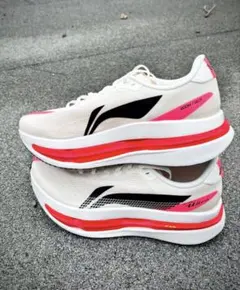 LI-NING RED HARE 9 ULTRA軽量ランニングUS12/29.5 - メルカリ