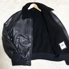 ZARA ボンバージャケット フェイクレザー ブルゾンジャケット 裏地ボア 黒