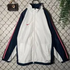 NIKE ナイキ ナイロンジャケット サイドライン スオッシュ 刺繍ロゴ