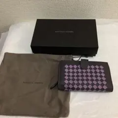 7605⑥BOTTEGA VENETA 二つ折り財布 紫と黒　ボッテガヴェネタ