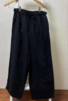 カジュアルパンツ