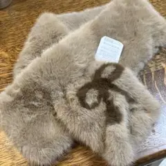 ベージュ ファー ネックウォーマー リボンモチーフ