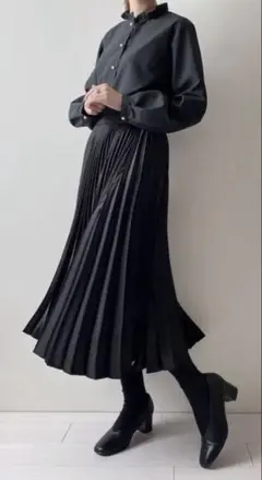 UNIQLO×Theory プリーツスカート