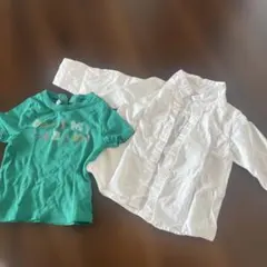 プチバトー　緑色文字入りTシャツと白色シャツセット　24m86cm