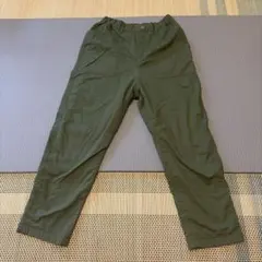 暖かUNIQLO 長ズボン 130サイズ オリーブ