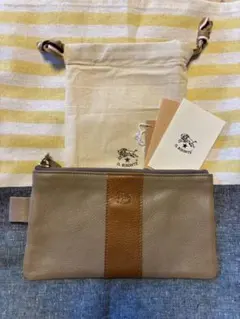 新品】IL BISONTE スクエアミニウォレット サン・ジミニャーノ