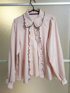 フリル付きピンク長袖シャツ　地雷量産系