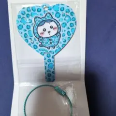 ちいかわ　トレーディングミニミラーキーホルダー　ハチワレ
