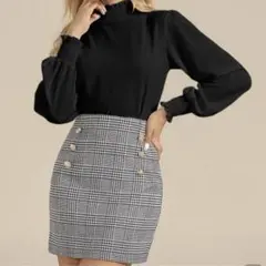 フリルネック ブラック 長袖シャツ