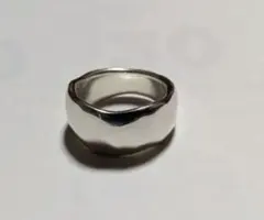シルバー925 刻印あり ウェーブデザイン リング