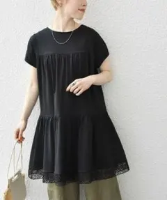 極美品✨　黒❤️　シップスエニィ　洗濯機可　ティアード レースチュニックTシャツ