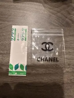 CHANEL／ビニールポーチ(ミニ)のサムネイル