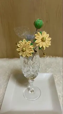 黄色花ヘアコーム髪飾り　 つまみ細工