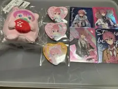 すとぷり　ぬいぐるみキーホルダー　カード　缶バッジ　さとみ