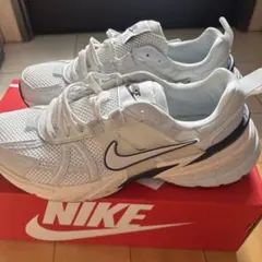 ナイキ V2K ランウィメンズシューズ