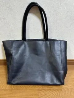 グリーンレーベルリラクシング　トートバッグ　ネイビー　レザーのサムネイル