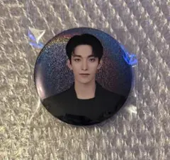 ※本日のみ出品 SEVENTEEN NEW 缶バッジ ドギョム DK