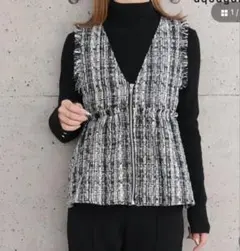 新品タグ付きツイードフリンジベスト ブラック・ホワイト