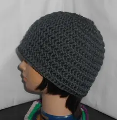 ℳ・チャコールブラックビーニー・クラッシャーハット【男女兼用】ハンドメイド手編み