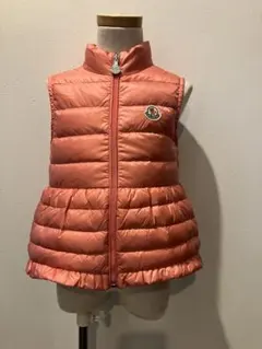 モンクレール　フリルダウンベスト