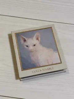 VENUS MARBLE アイシャドウパレット 猫デザイン