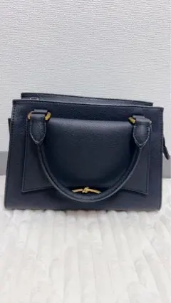 CHARLES & KEITH ハクスリートラペーズトートバッグ