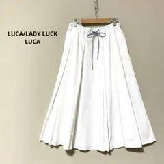 LUCA/LADY LUCK LUCA ボックスプリーツスカート　フリーのサムネイル